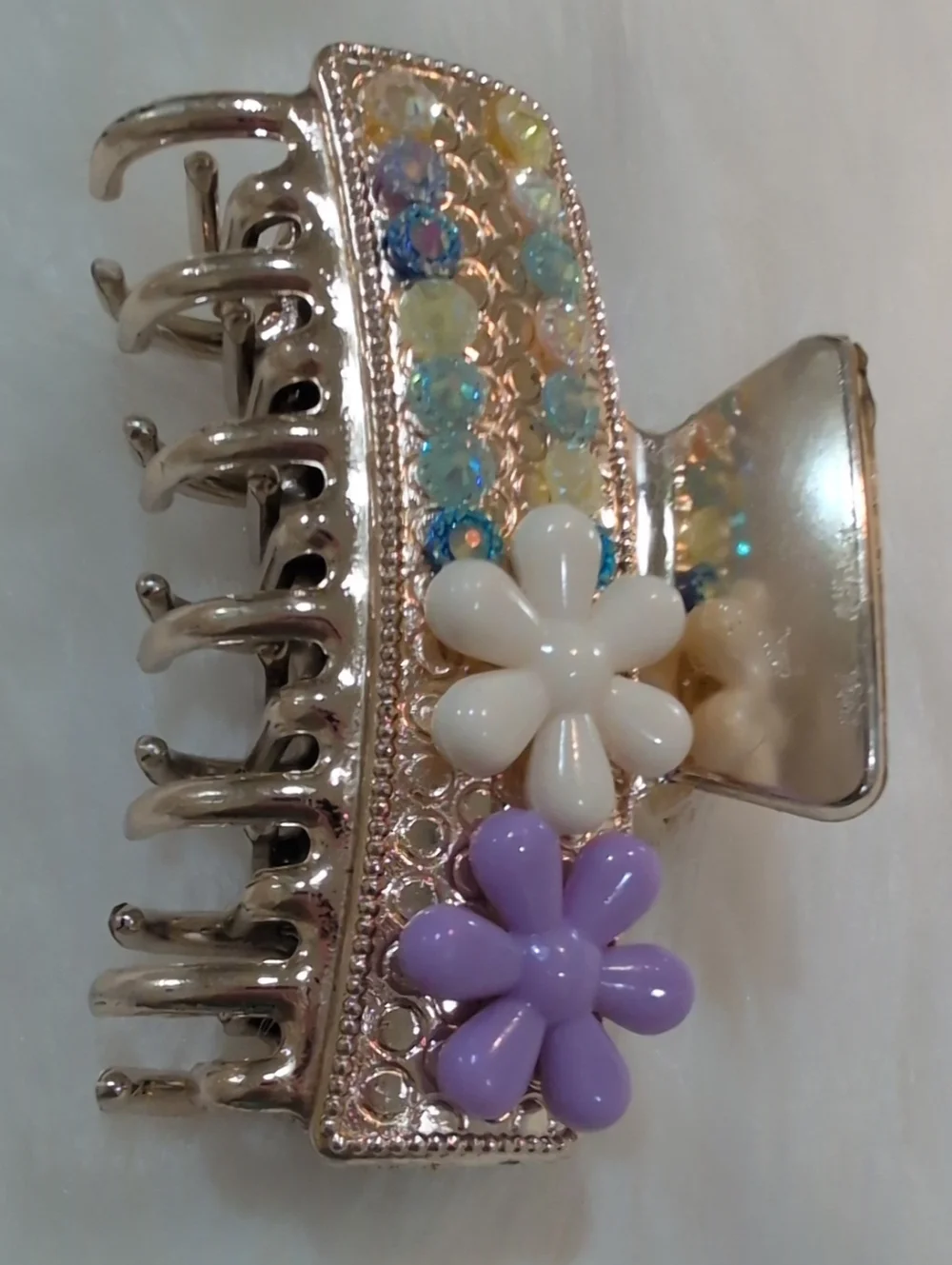 Gold Tone Rhinestone Hair Clip with White & Lavender Flowers